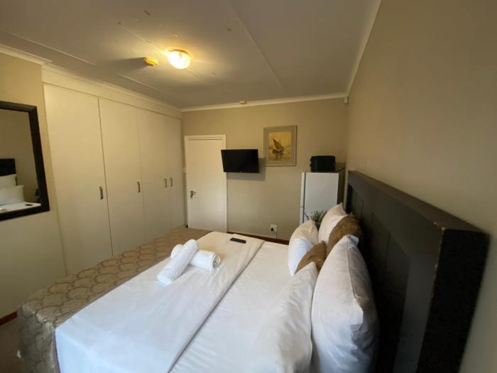 kloofyard guesthouse