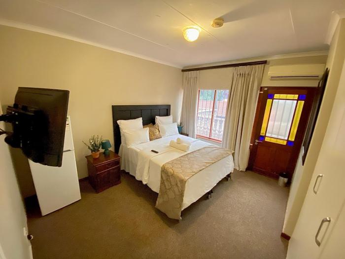 kloofyard guesthouse