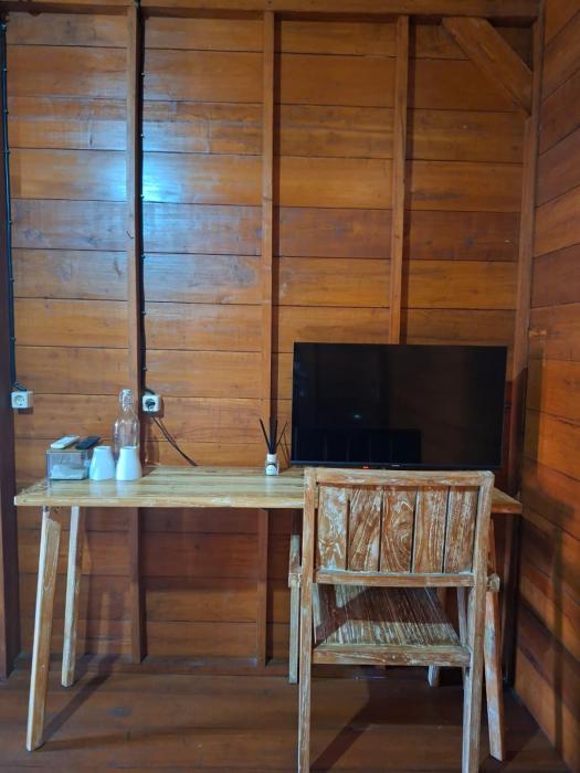 westwood bungalow