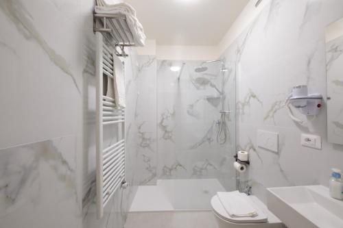 m9 rest house venice