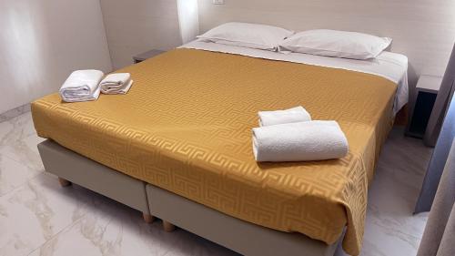m9 rest house venice