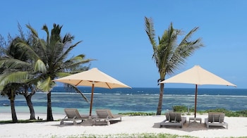 zahari oceanfront