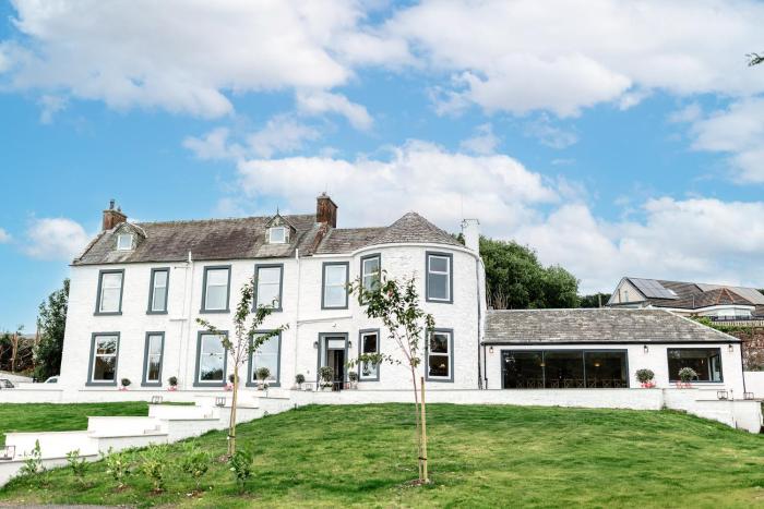 torr house