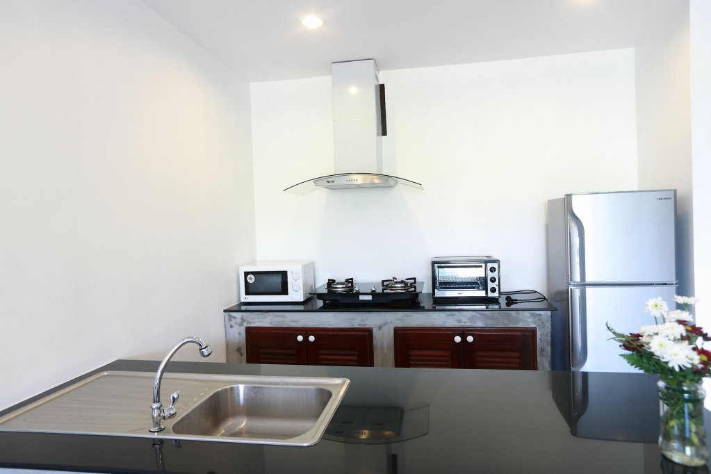 samui natien village