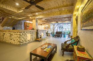 Glacier Hotel And Spa,Near Ratna Mandir,3 star