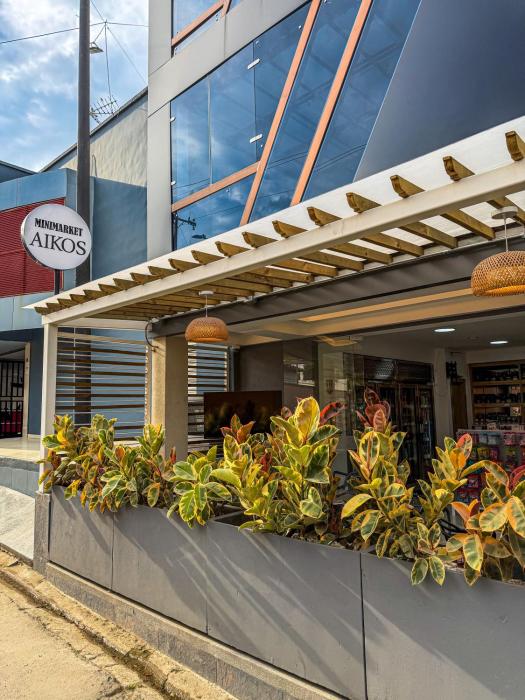 hotel aikos