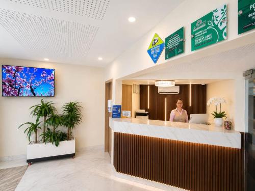 hotel aikos