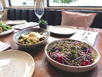 the oceanside a coast hotel