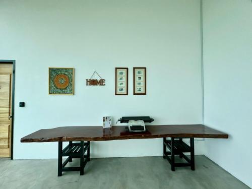 ferringhi inn 51