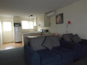 surfside holiday apartments
