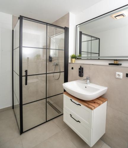 cozy 9 hotel