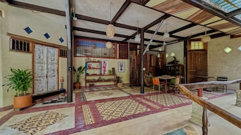 Casa Del Tunel Lodge,,3 star