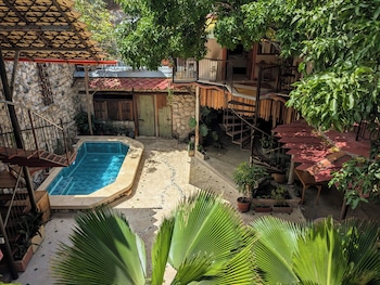 Casa Del Tunel Lodge,,3 star