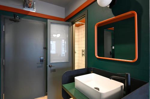 nomas hotel