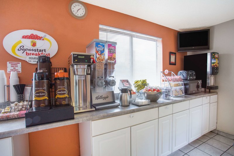 super 8 by wyndham salem va