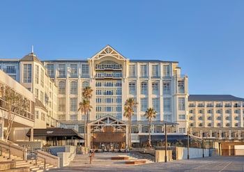 intercontinental table bay cape town by ihg