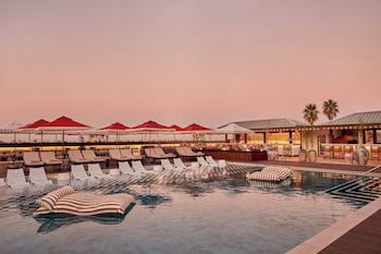 Intercontinental Table Bay Cape Town By Ihg,,5 star
