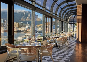 intercontinental table bay cape town by ihg