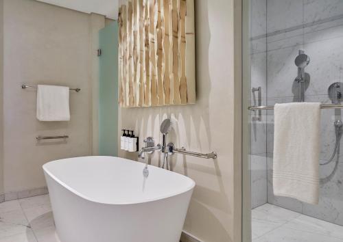 intercontinental table bay cape town by ihg