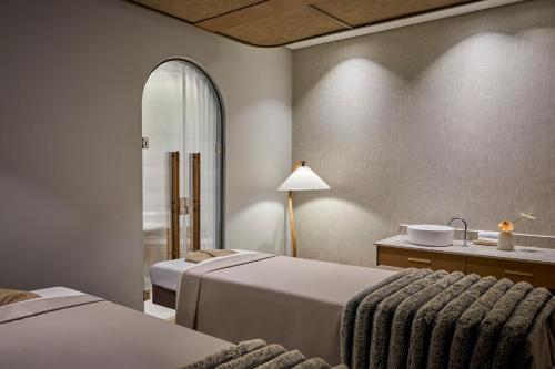 intercontinental table bay cape town by ihg