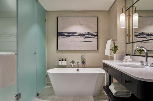 intercontinental table bay cape town by ihg