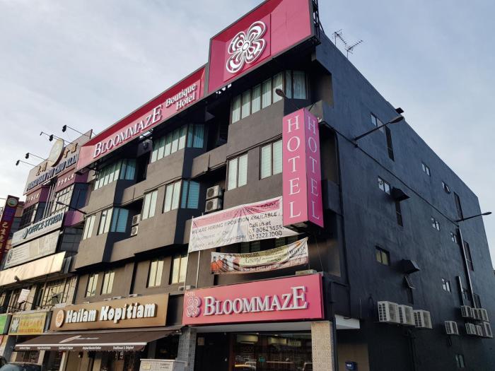 bloommaze boutique hotel klang