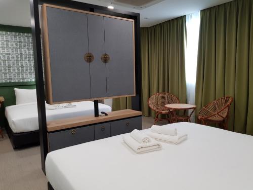 bloommaze boutique hotel klang