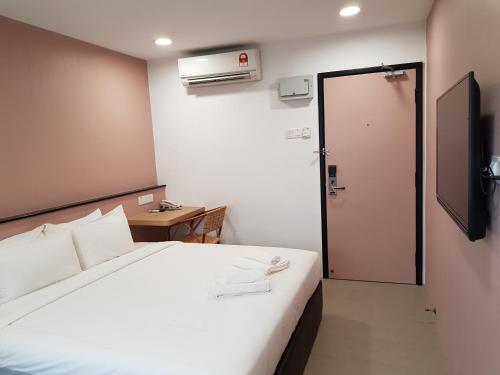 bloommaze boutique hotel klang
