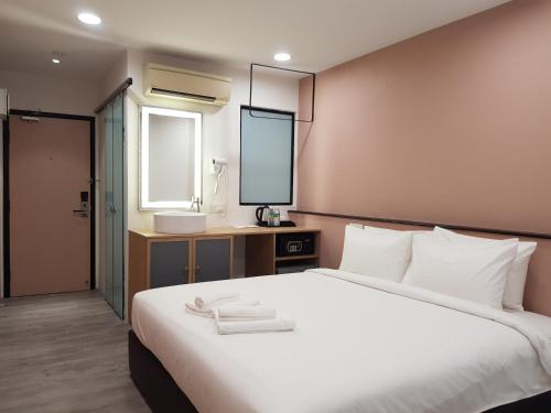 bloommaze boutique hotel klang