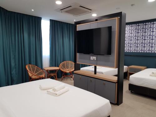 bloommaze boutique hotel klang