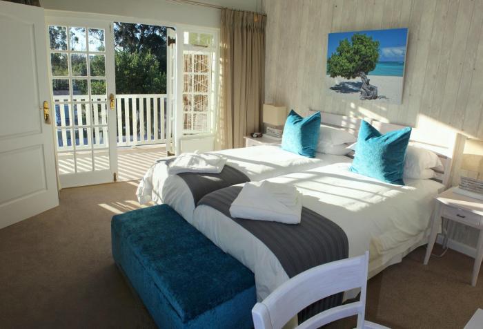 lodge on main guest house