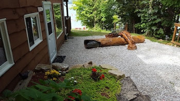 Red Lodge Resort,Little Current>>Assiginack,3 star