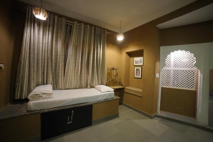 hotel udai niwas
