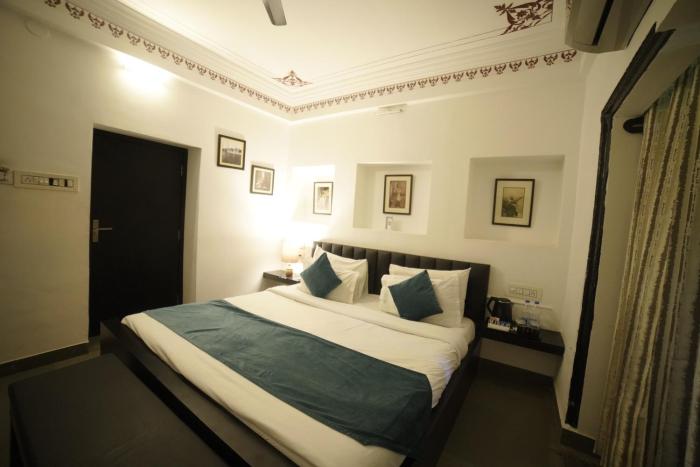 hotel udai niwas