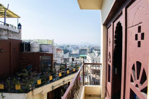 hotel udai niwas