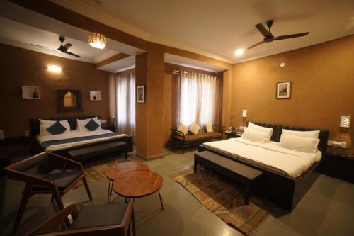 hotel udai niwas