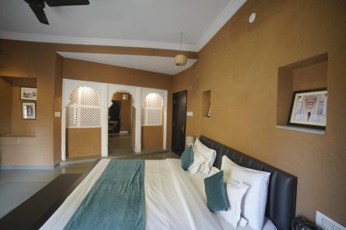 hotel udai niwas