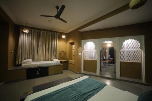 hotel udai niwas