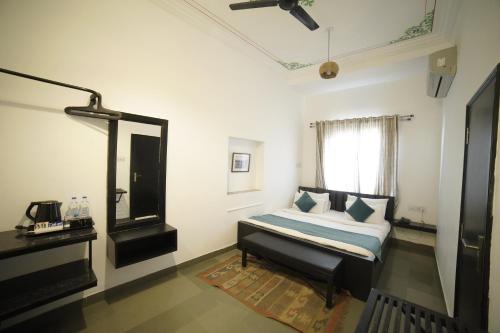 hotel udai niwas