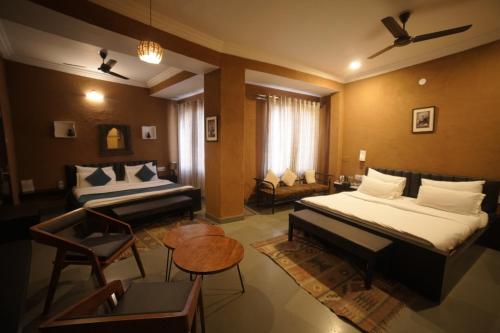 hotel udai niwas