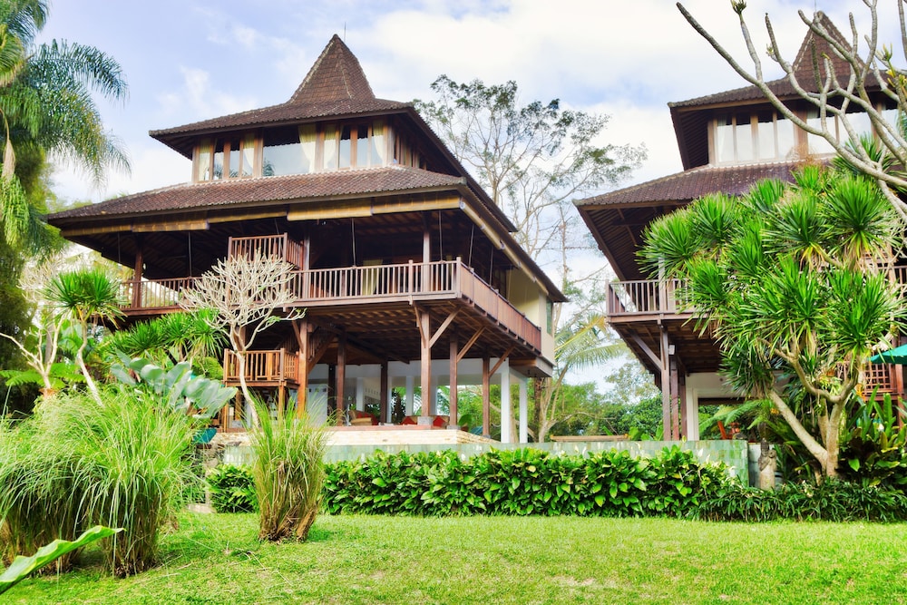 villa atas awan