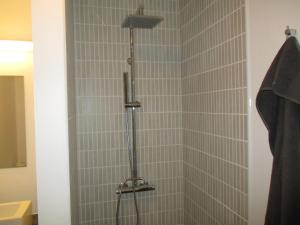 white house hotel apartments