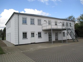 White House Hotel Apartments,Brande>>Arnborg,4 star