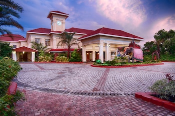 regency lagoon resort