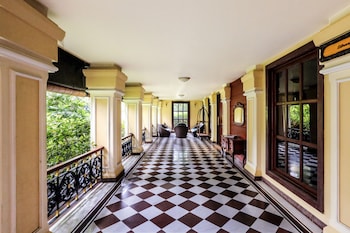regency lagoon resort