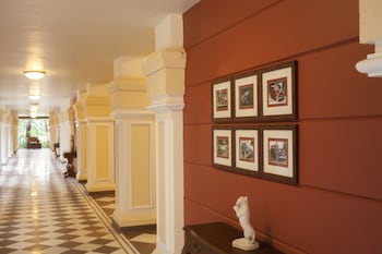 regency lagoon resort