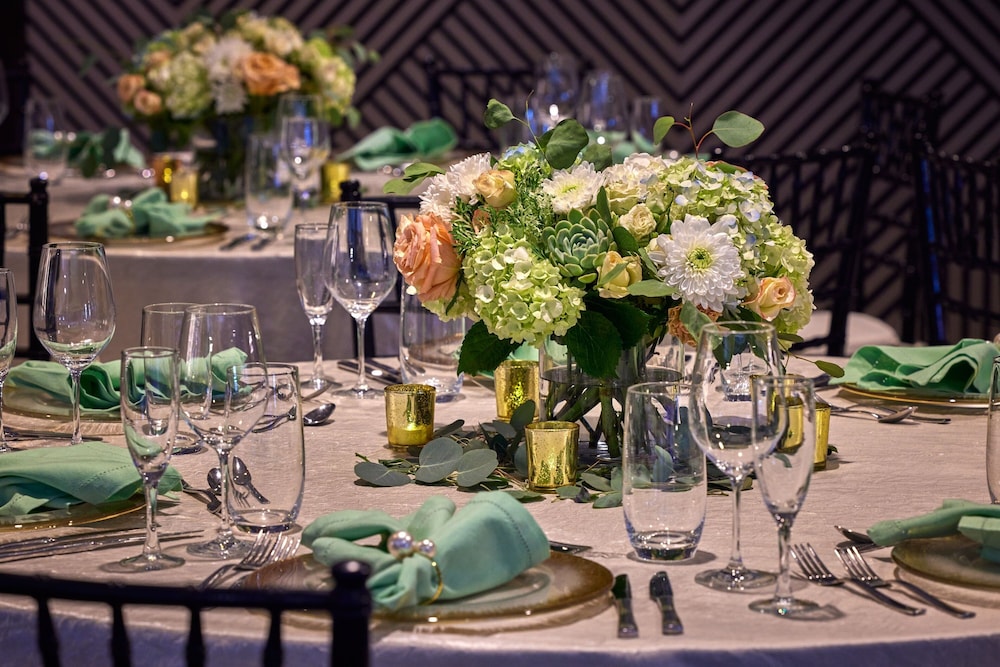 san antonio marriott rivercenter on the river walk