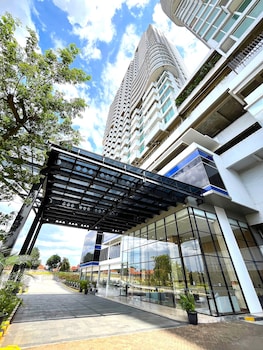 howard johnson by wyndham tangerang