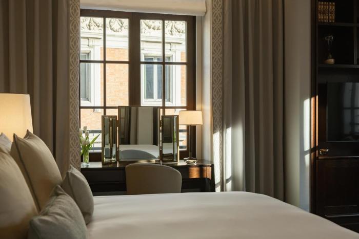 corinthia rome