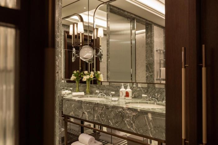 corinthia rome
